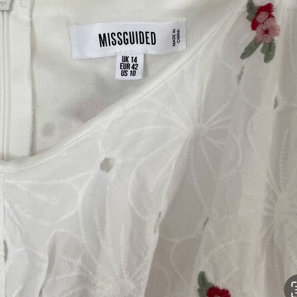 Sweet Missguided Mini Dress! - Picture 3 of 3